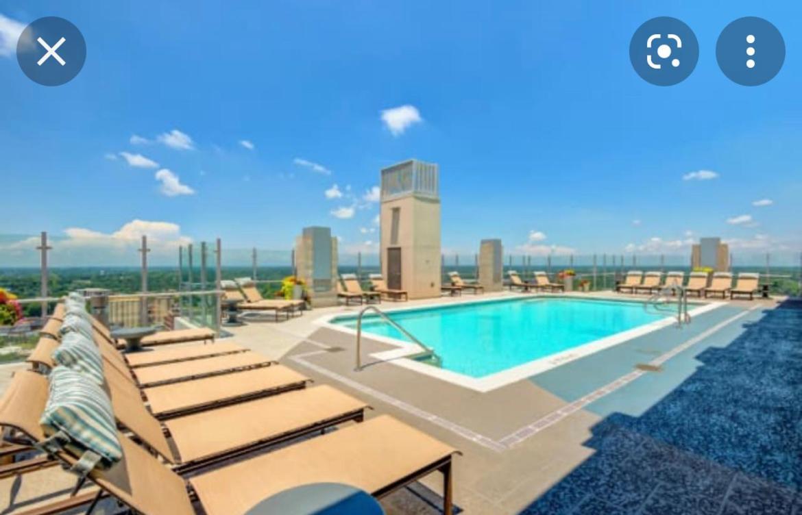 Luxurious 1Br Uptown Highrise/ Balcony With City View! Charlotte Exteriér fotografie